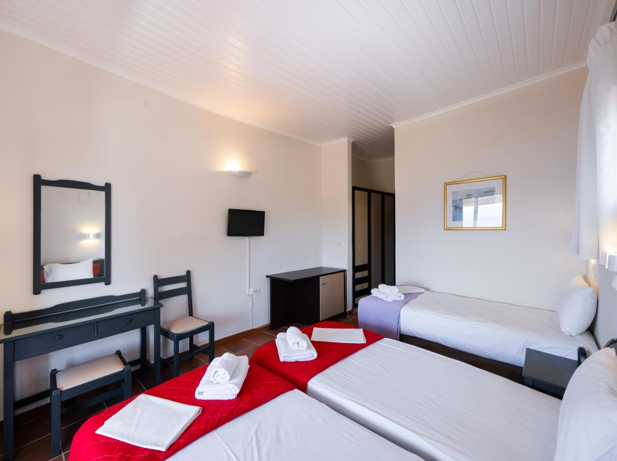 Ionio Hotel Нікіана Екстер'єр фото